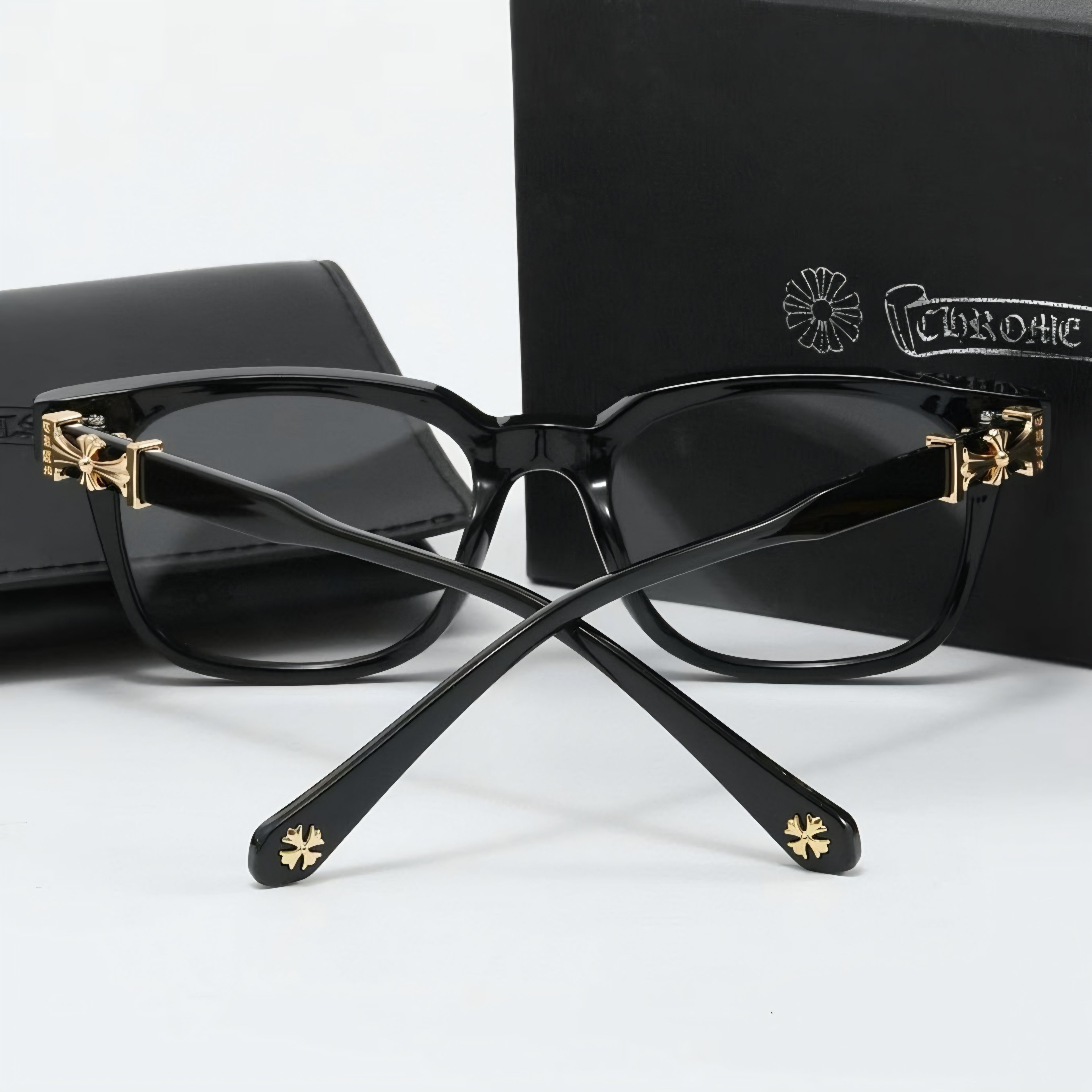 Chromo Glasses